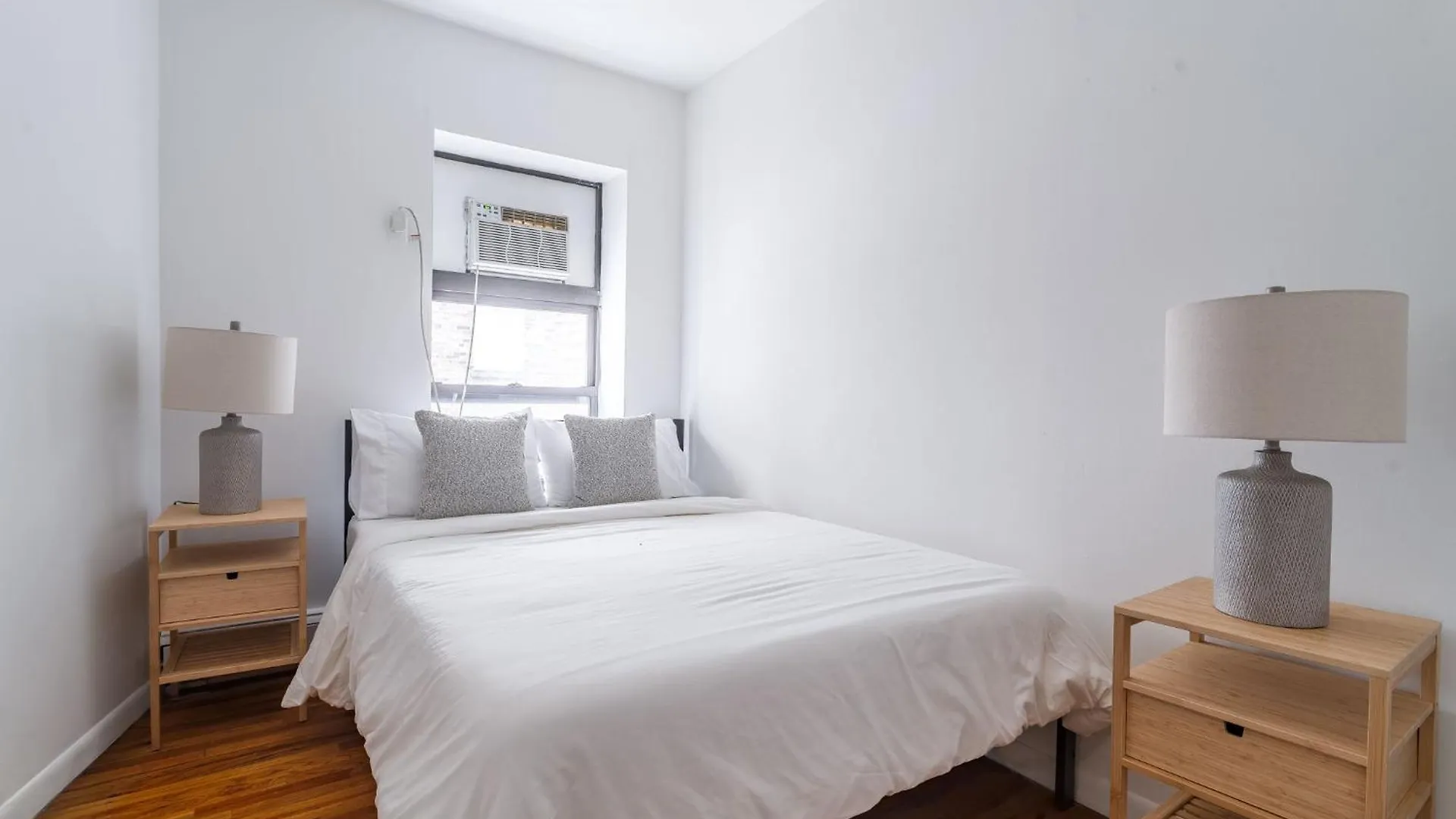 Appartamento Wonderful 3Bedroom 1Bath Haven In Hells Kitchen Just Steps From Times Square New York Stati Uniti