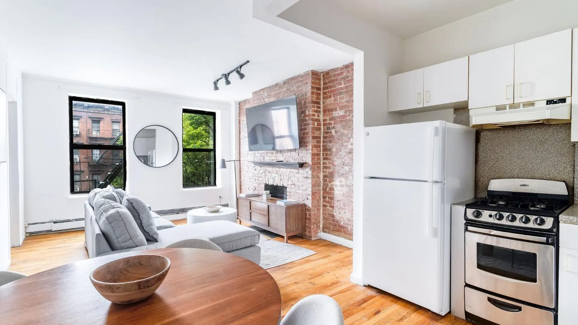 Wonderful 3Bedroom 1Bath Haven In Hells Kitchen Just Steps From Times Square New York